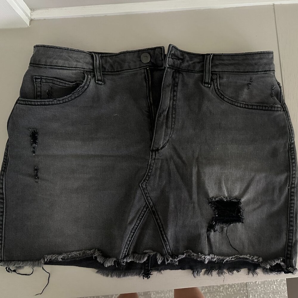 Joe's - Distressed Denim Jean Mini Skirt  Black/Gray Size 30